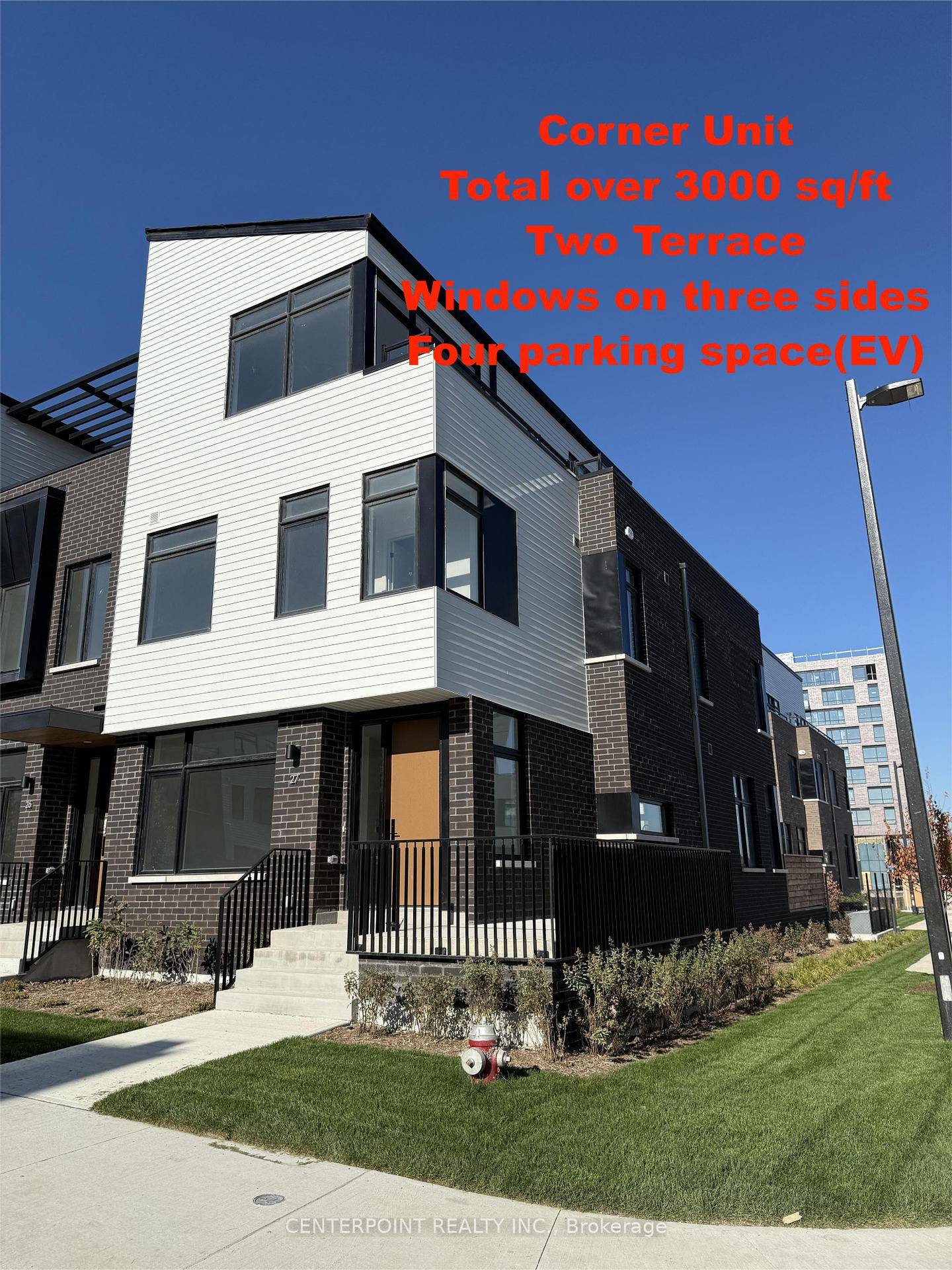 Introducing a stunning brand new end unit in Port Credit, featuring high end finishes and exceptional upgrades.