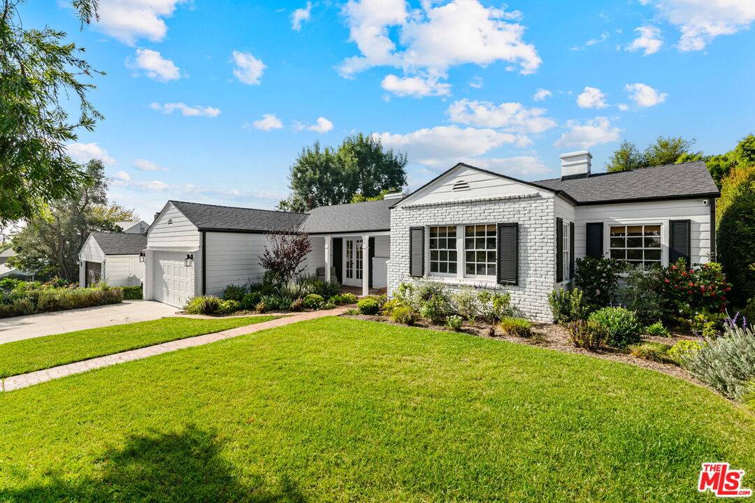 179   Barlock Ave 4BR Brentwood La