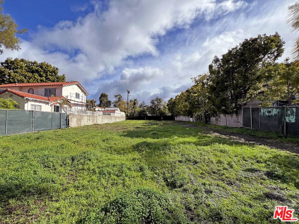 439   21st St Pacific Palisades LA