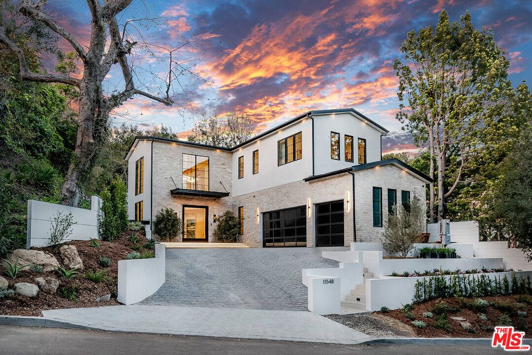 11548   Thurston Cir Brentwood LA