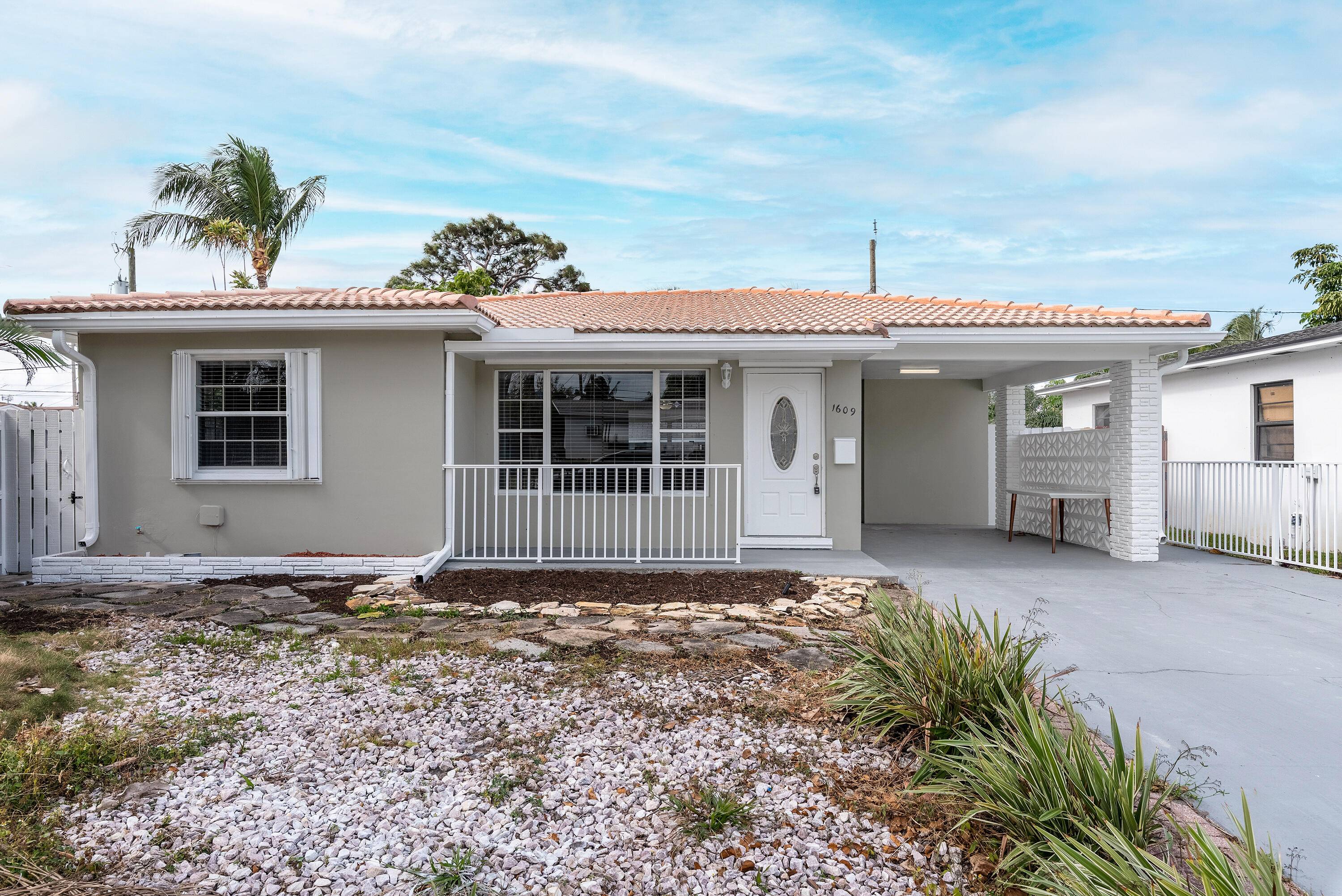 Charming single family home in historic Lake Worth, just minutes from vibrant downtown.