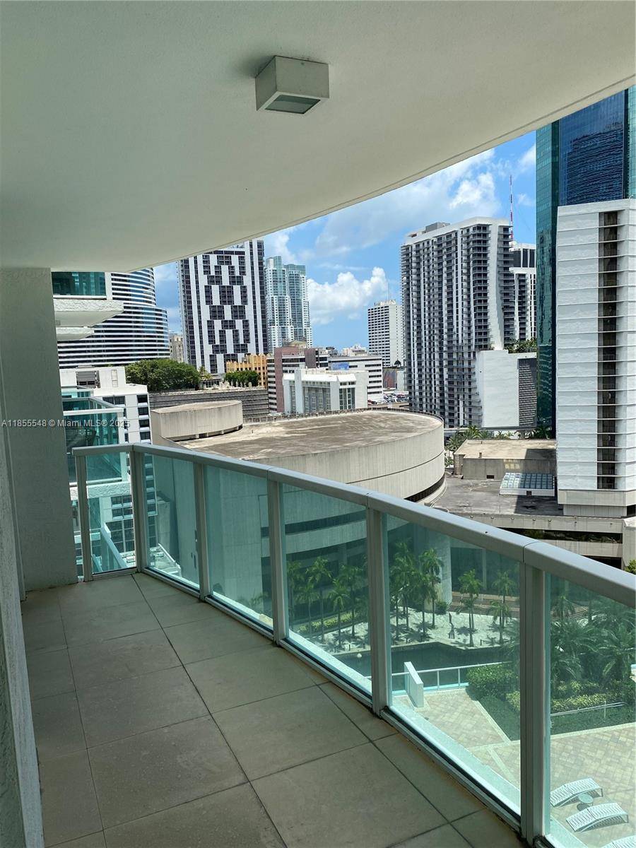 Rarely on the market a Brickell On the River North oversized condo 1 bedroom 1 bathroom plus 1 2 bath with River Views !