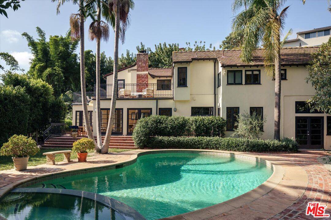 7064   La Presa Dr 4BR Hollywood Hills East La