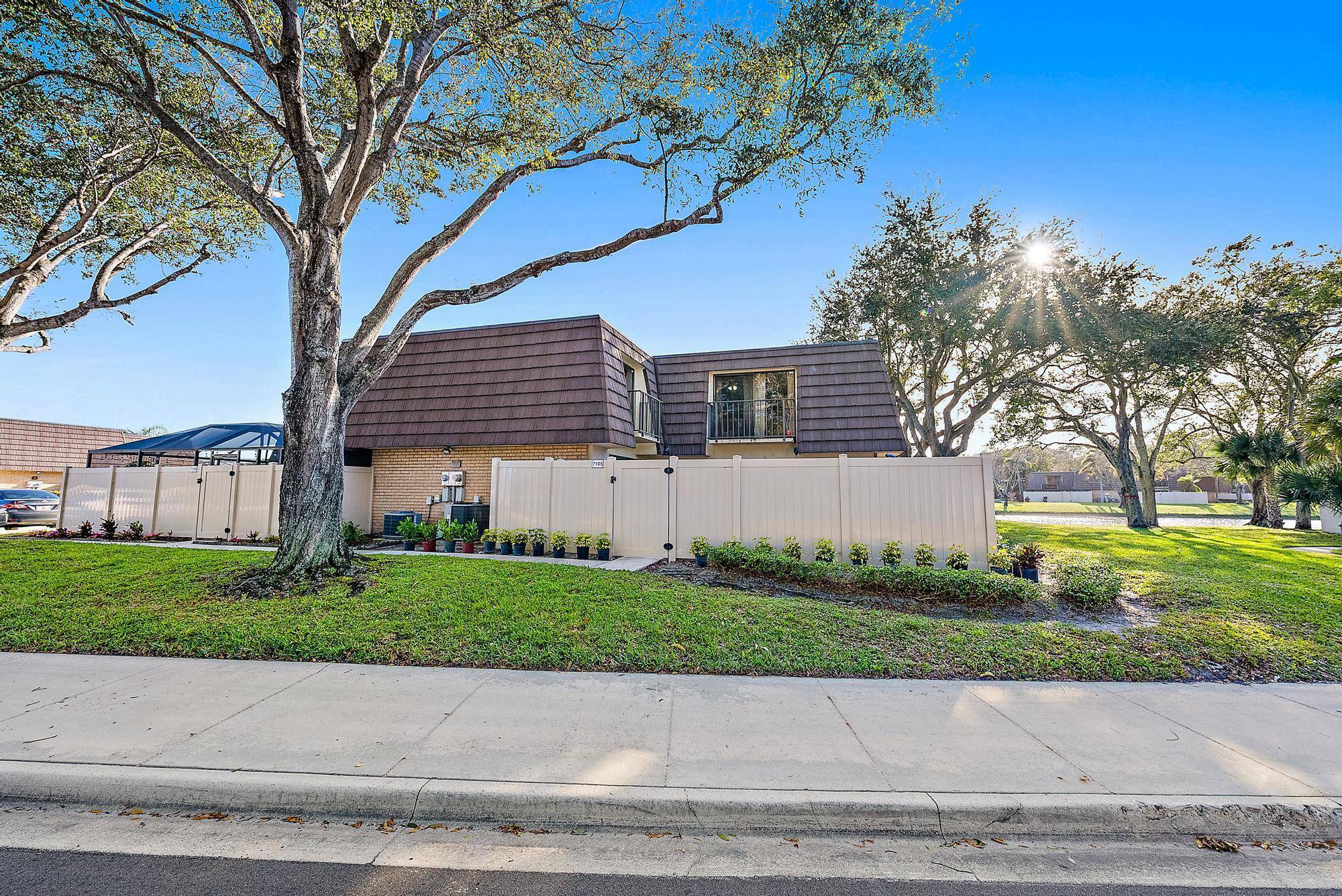 Location, flexibility, and lifestyle this stunning 2BR 2BA townhome delivers it all offering huge bedrooms with private full baths, a bright open concept living area downstairs, and a new A ...