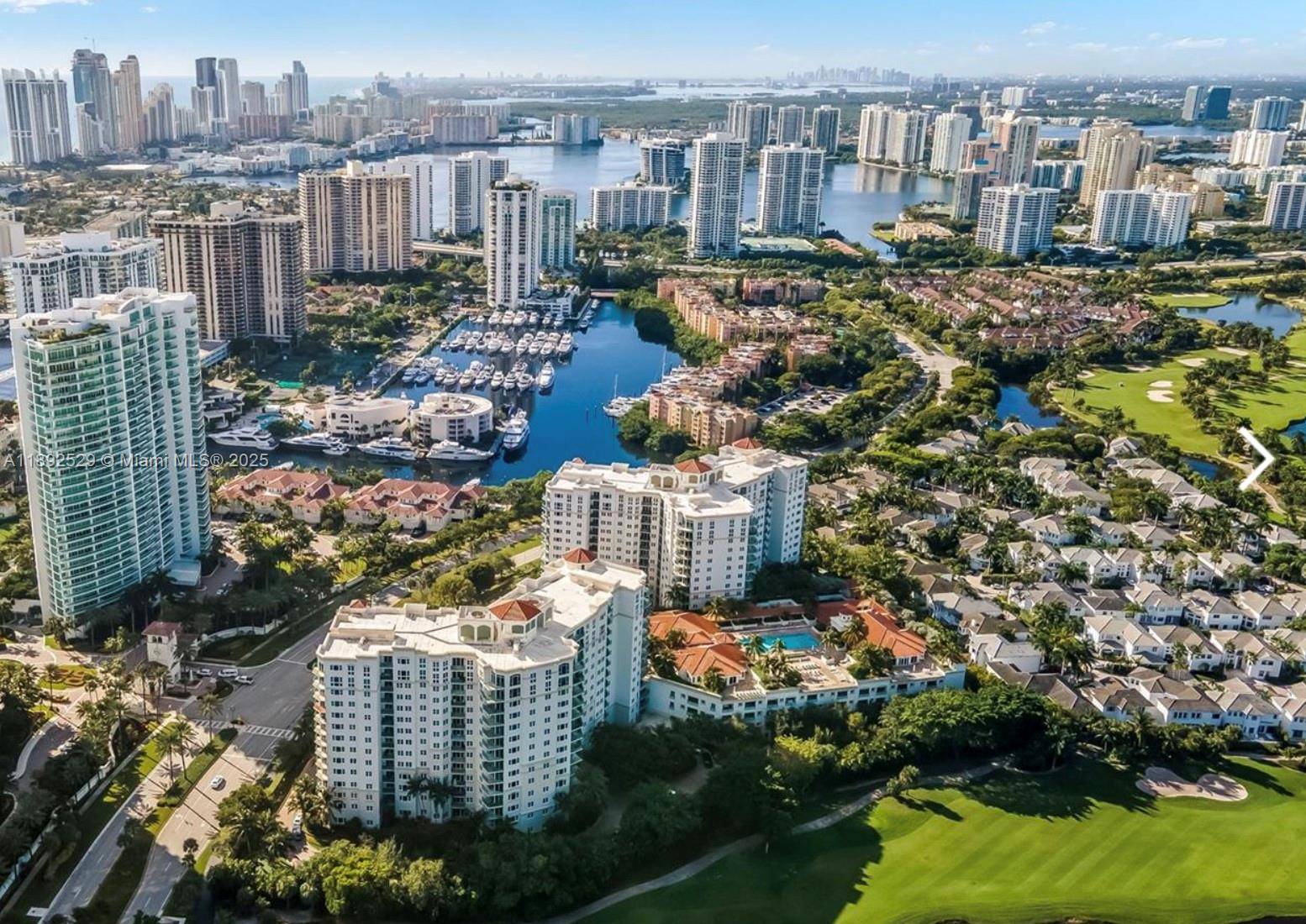 Stunning 2 2 condo in the heart of Aventura !