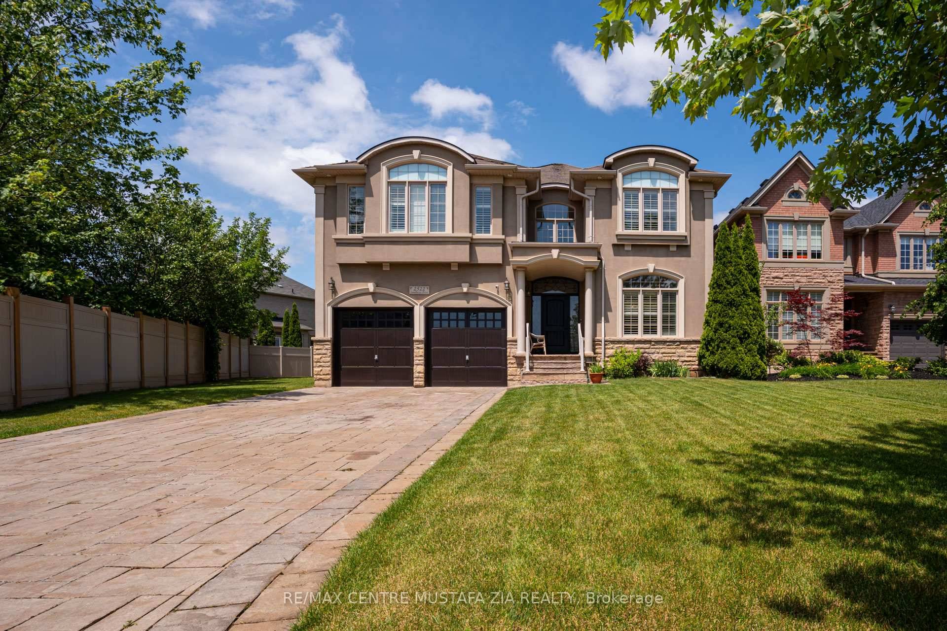 Presenting an exquisite and meticulously maintained 5 bedroom detached residence, ideally situated on an expansive premium lot in the highly sought after Joshua Creek community.