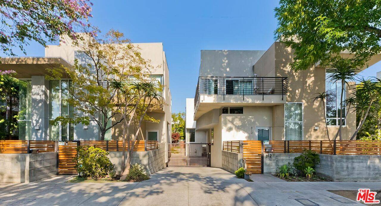 614 Westmount DR 3.0 Sunset Strip LA