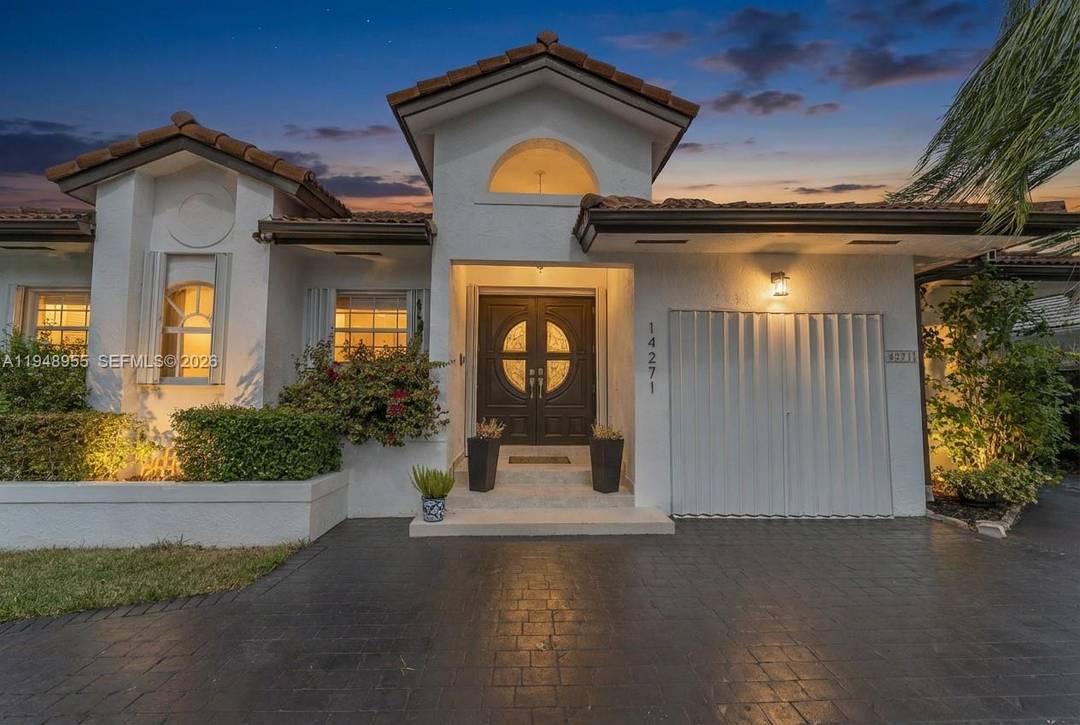 Beautiful one story single family home in the heart of West Miami with no HOA.