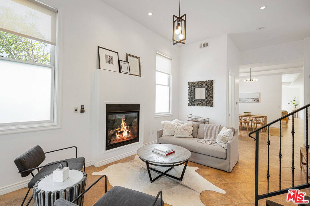 715 N Kilkea Dr 3BR Hollywood Hills East La