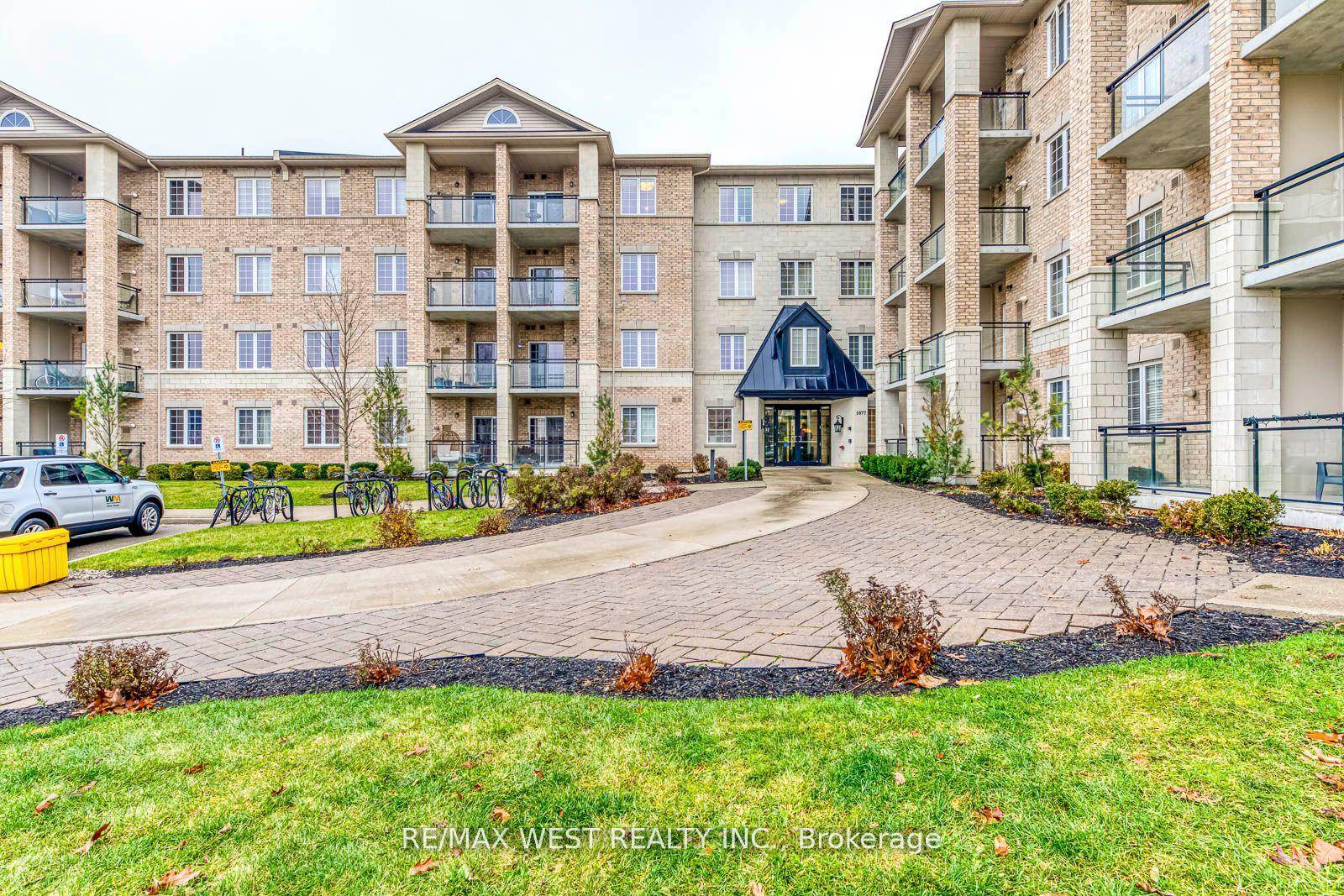 Great opportunity to live in this beautiful well kept 2 bed 1 bath.