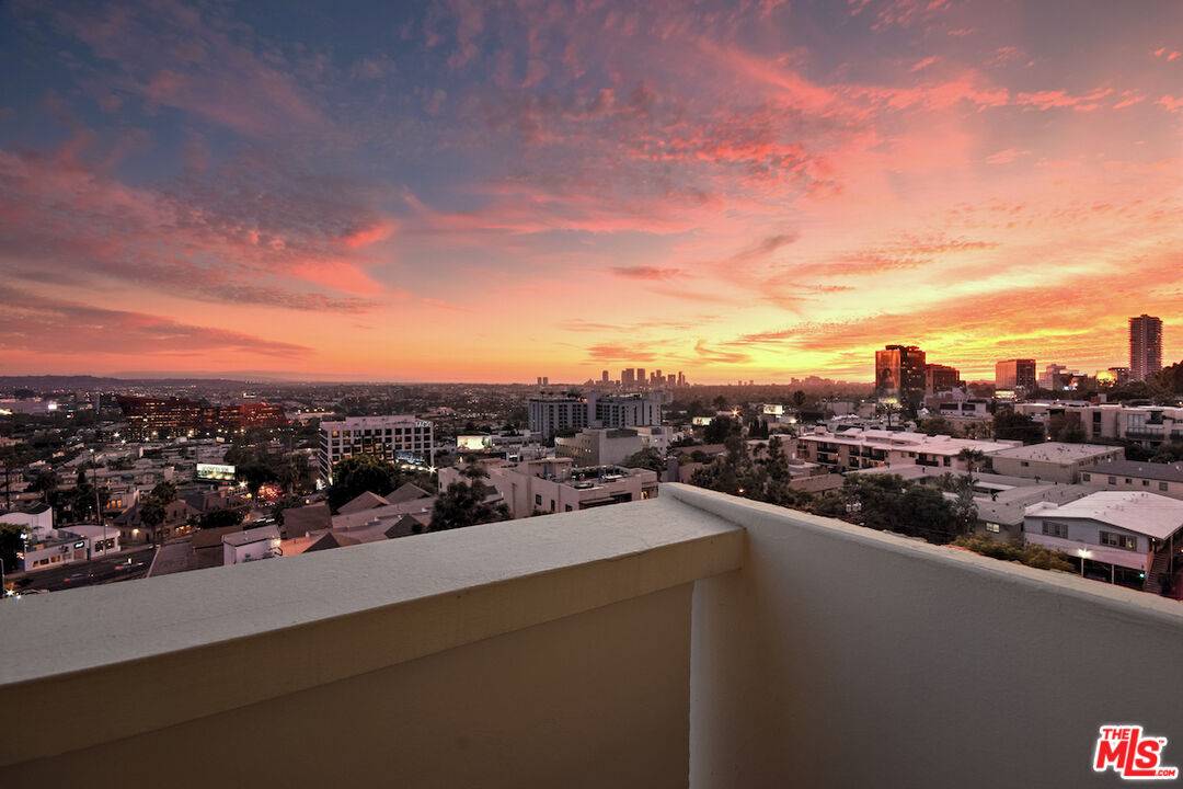 8787   Shoreham Dr 1BR Sunset Strip La