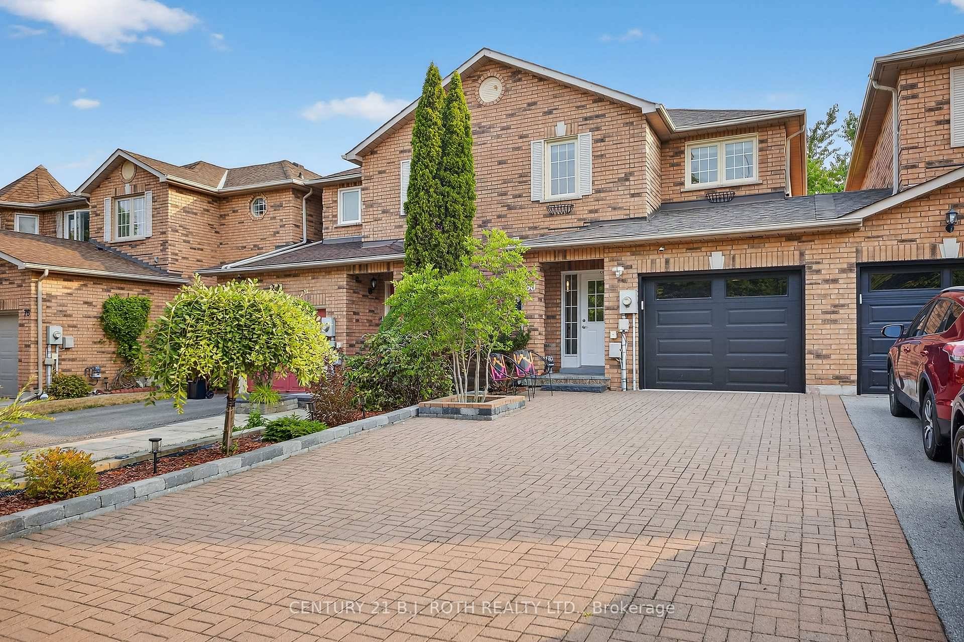 Situated in the highly sought after Kingswood community of Bayshore, this meticulously maintained freehold townhome offers both style and convenience.