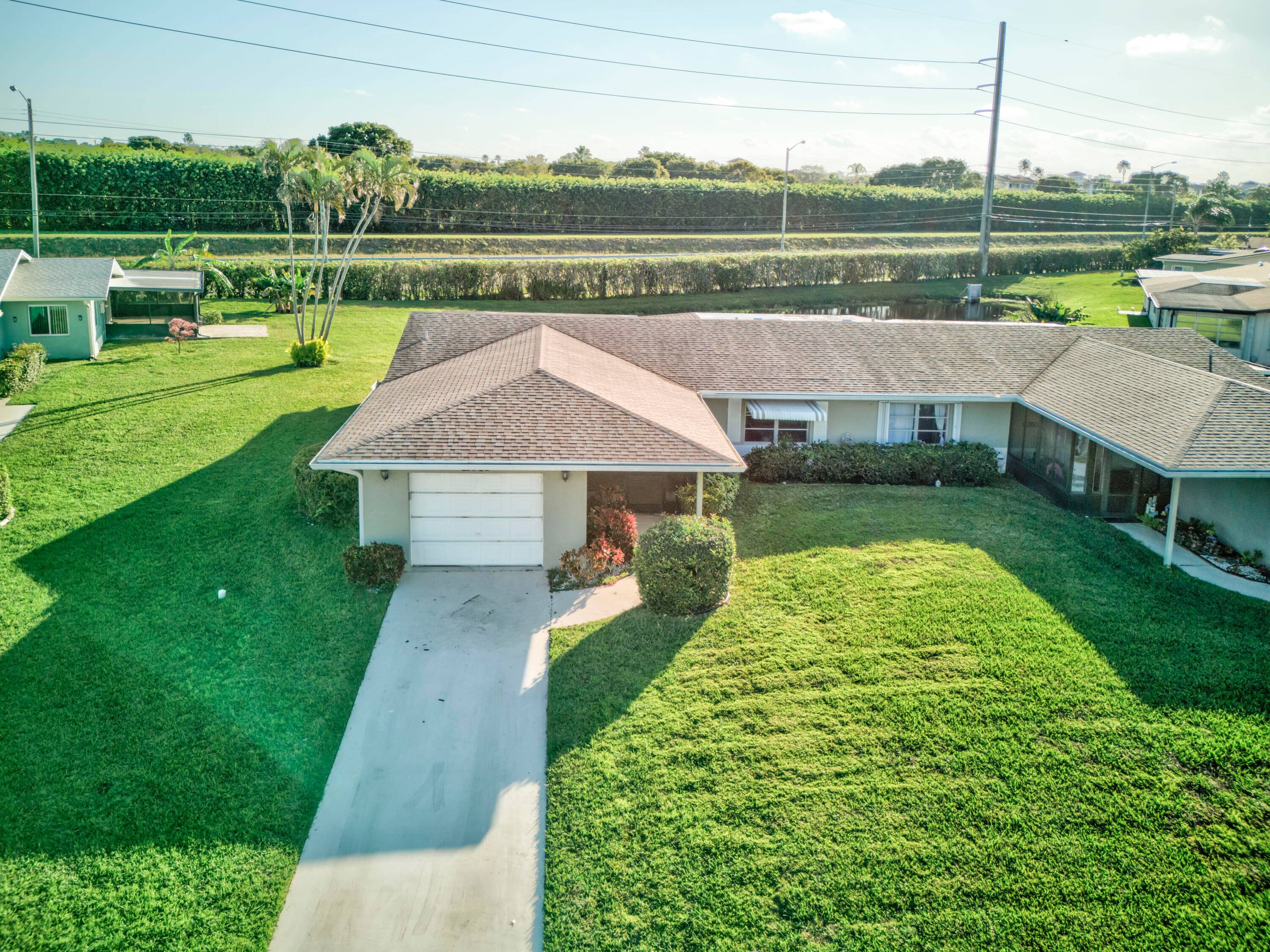 Delray Villas is a lively 55 community offering a clubhouse, exciting amenities, and a variety of activities, including shows, dances, clubs, and exercise classes.