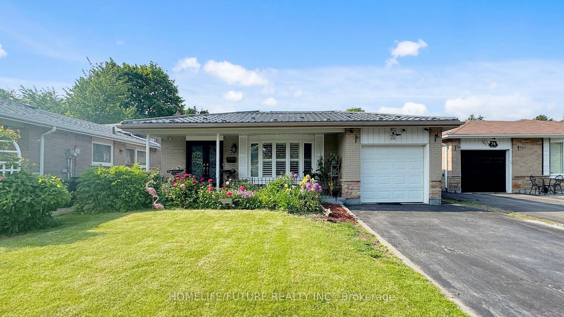 Opportunity Awaits ! Don't Miss Out On This Amazing Seven Oaks Beauty !