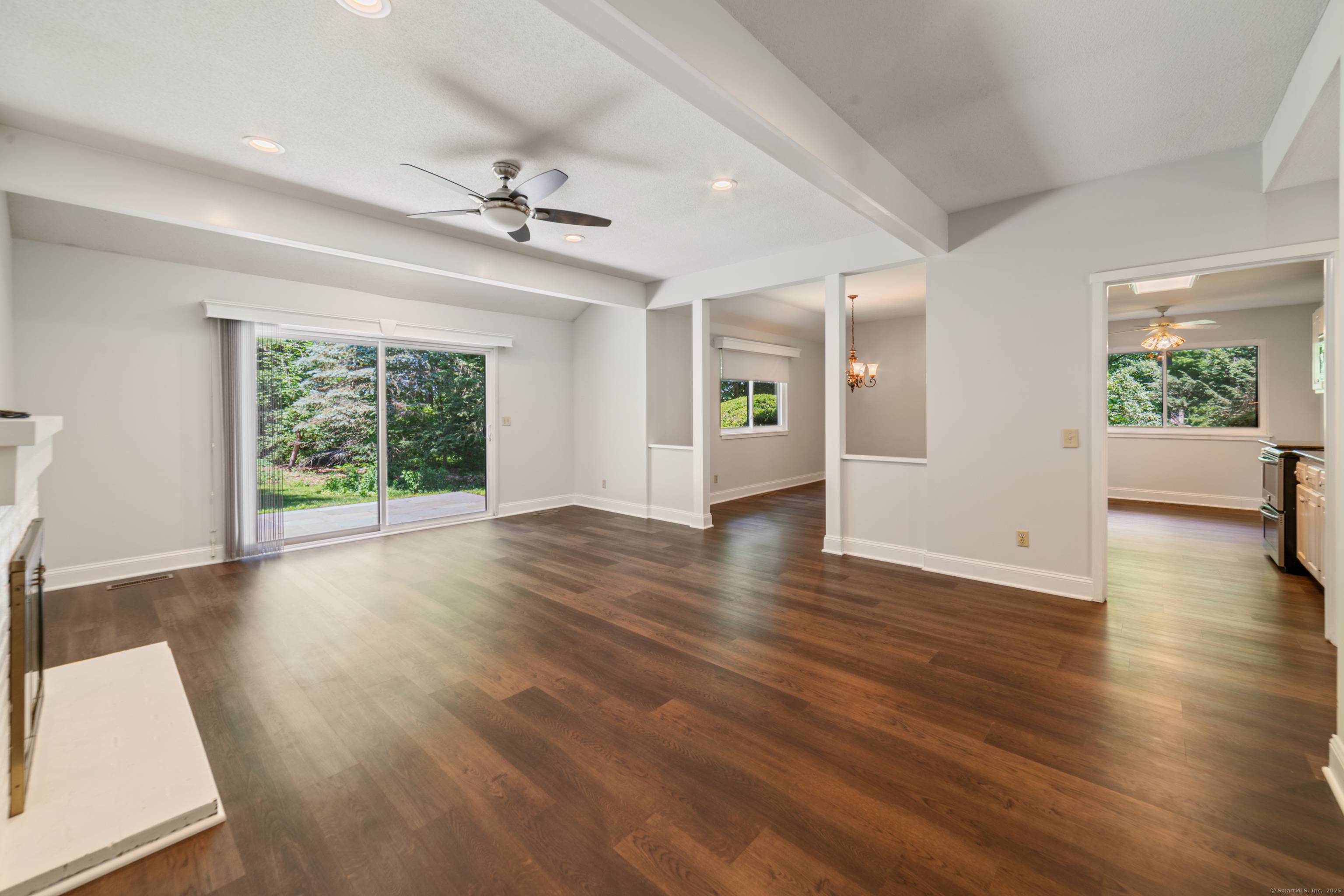 Start your next chapter in this freshly painted 3 bedroom 2 bath unit with new luxury vinyl plank flooring throughout.