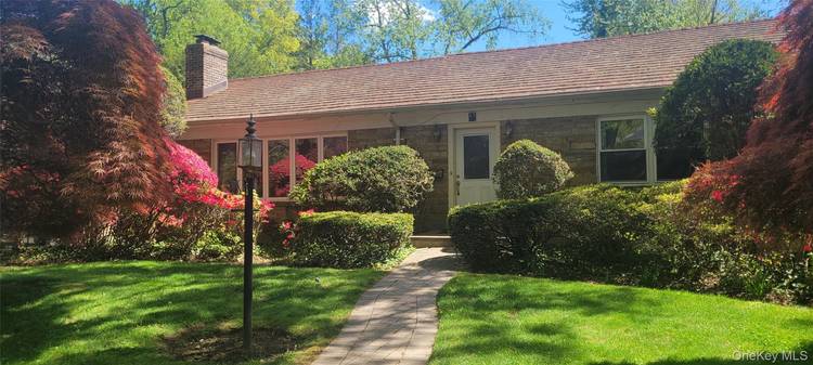 Prime location in the prestigious University Gardens of Great Neck, zoned for Great Neck South schools.