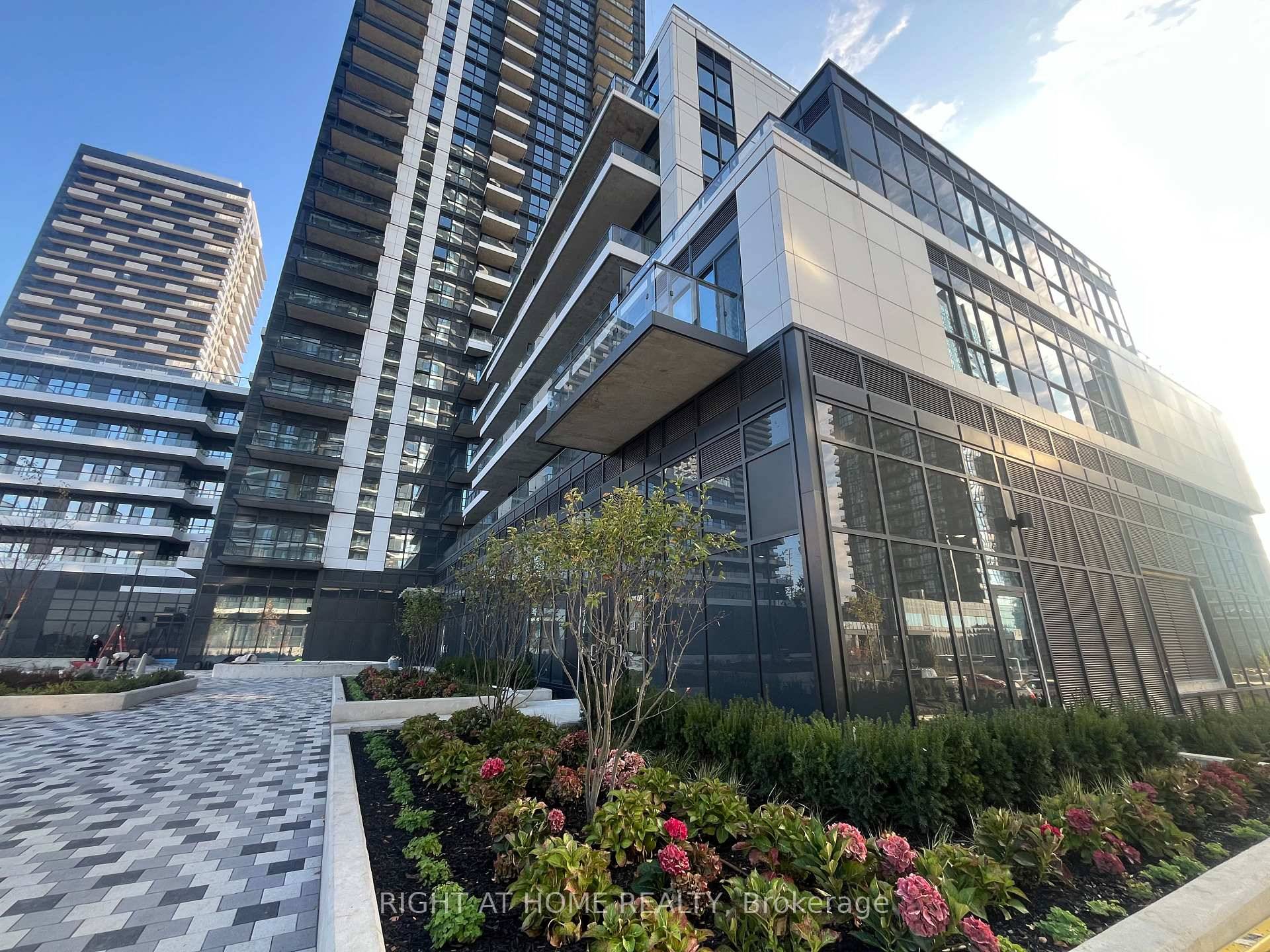 Brand New 1 Bedroom Den Condo, Available Now in the Pinnacle Uptown Community.