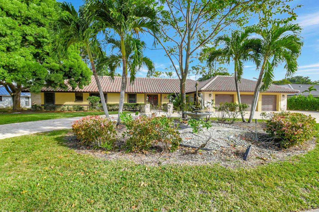 Nestled in a prestigious gated golf community, this fabulous 5 bedroom 3 bath home offers the perfect opportunity for large family and friends gatherings.