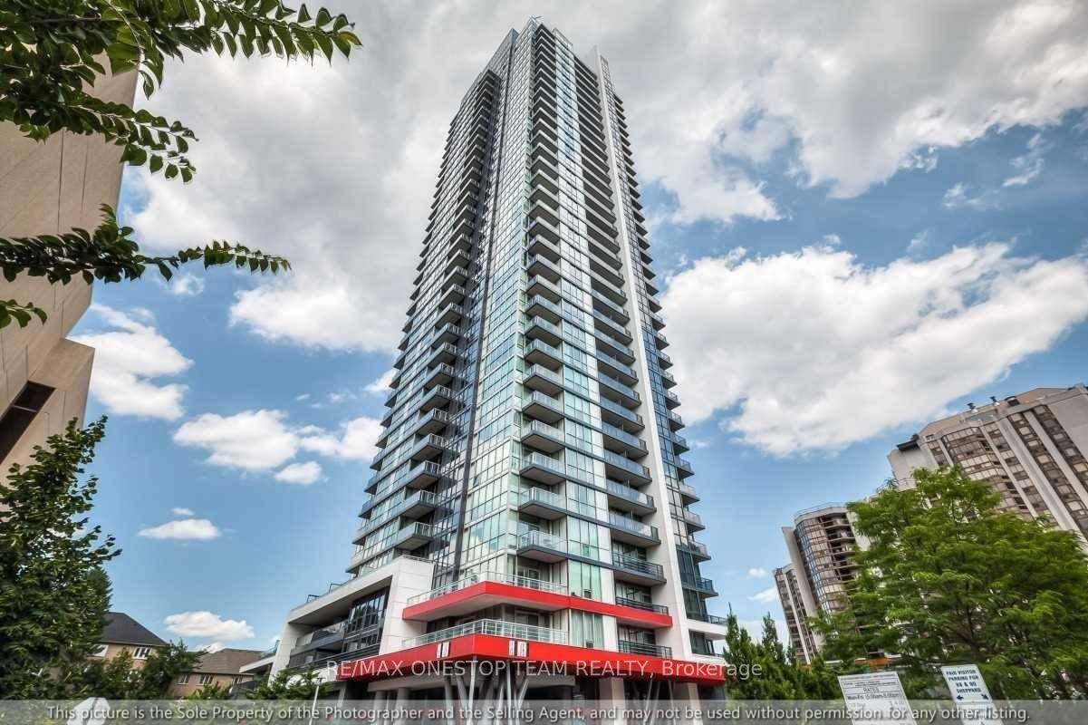 Luxurious Ei8Hty8 Condo Built By Minto.