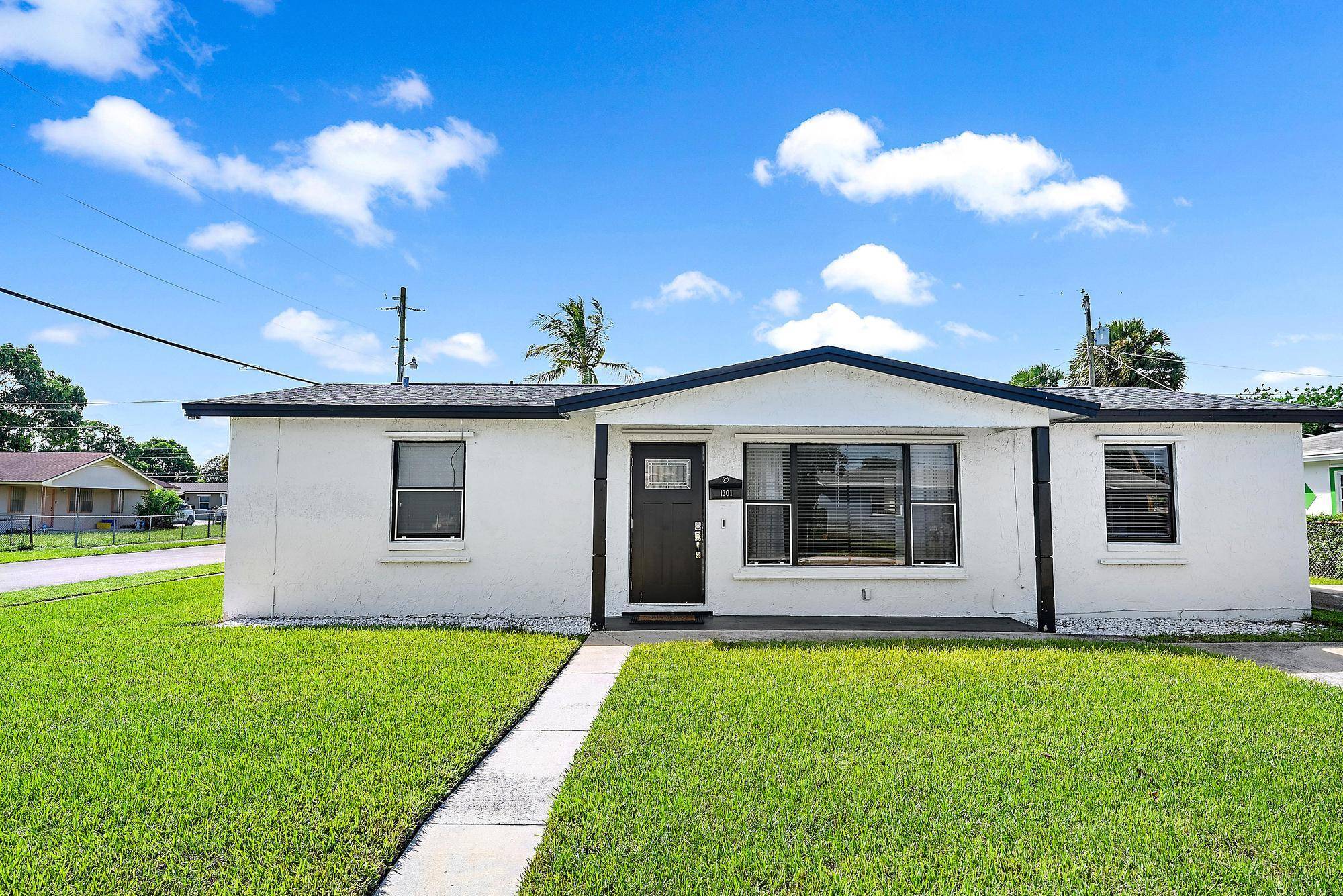 Welcome home to this beautiful 3 bedroom, 3 bathroom property sitting on a spacious corner lot with over 2, 300 sq.