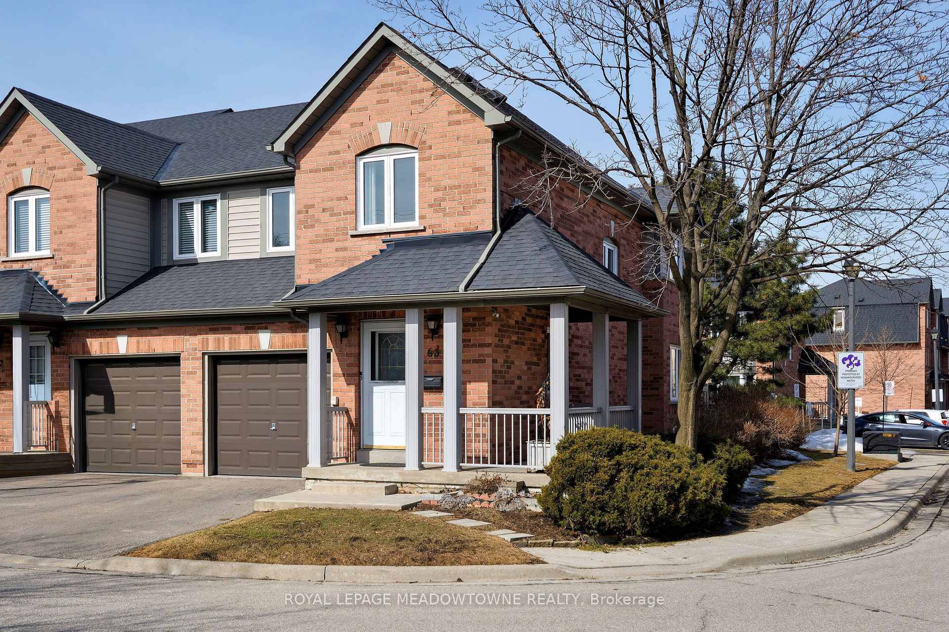 Welcome to this bright and inviting 3 bedroom end unit townhouse in the heart of Mississauga !
