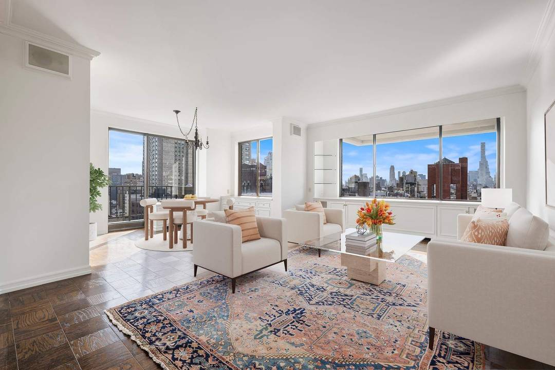 VIEWS ! Bright 2 Bedroom w Balcony in Prime Carnegie Hill Discover an exceptional opportunity to create your dream home in the heart of Carnegie Hill, one of Manhattan s ...