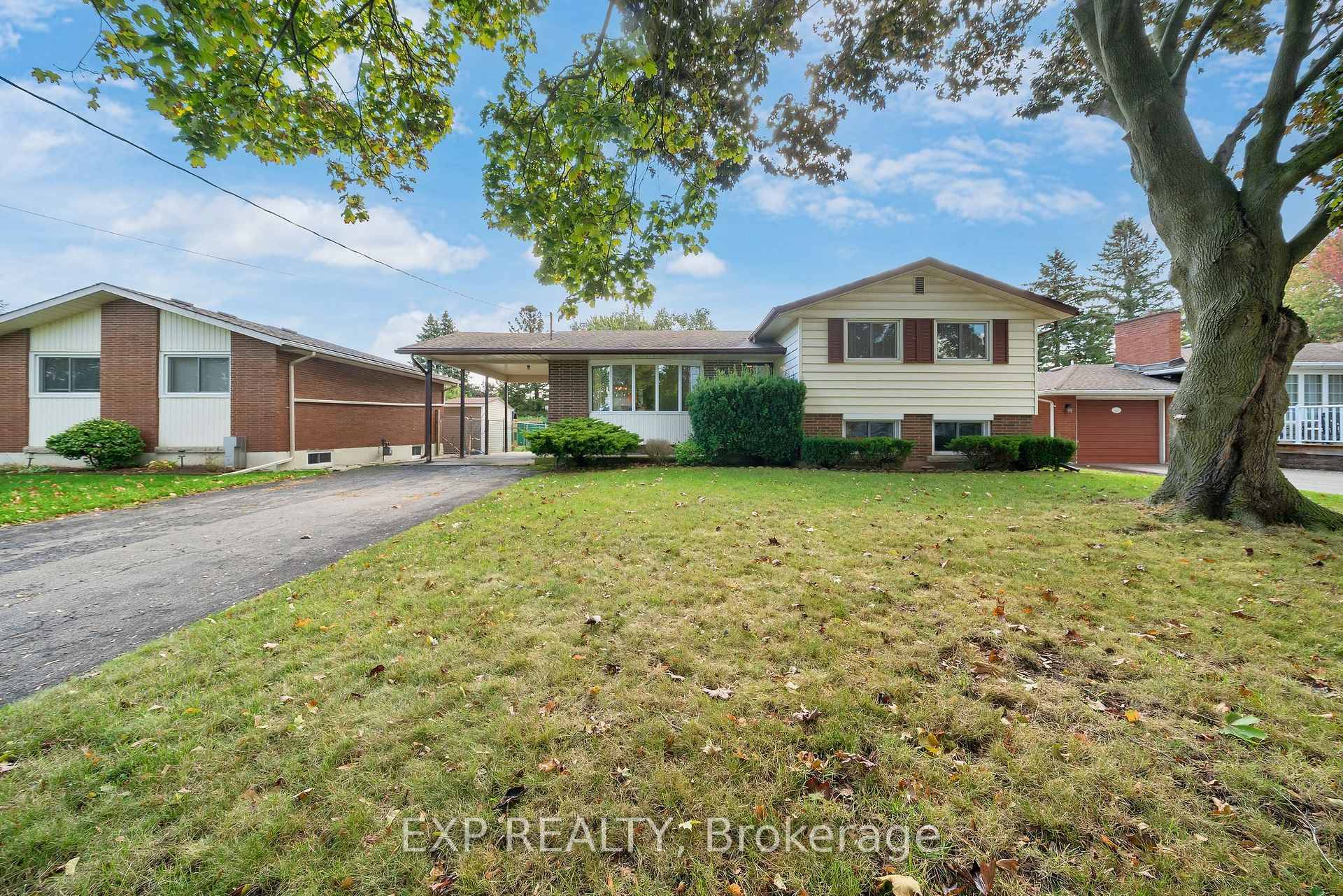 Welcome to 628 Scott Street, set in the heart of beautiful North St.