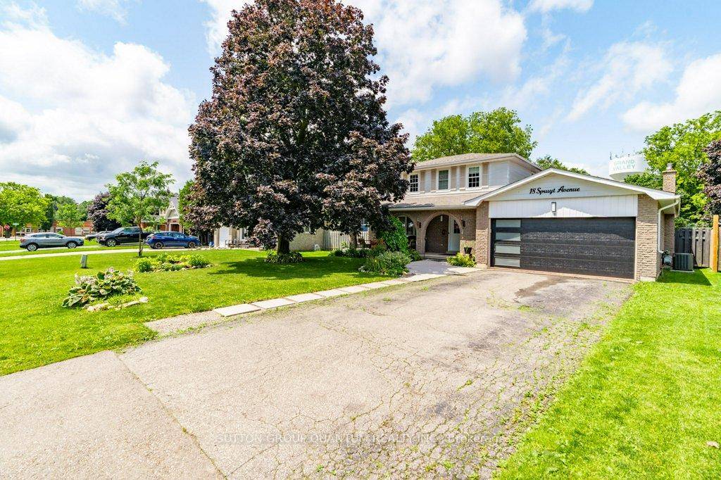 Stunning 4 Bedrooms 3 bathrooms home in the Village of Grand Valley with an Inground Pool.