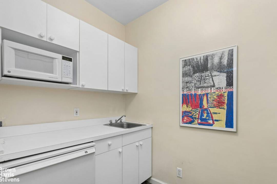 Position your practice in the heart of the Upper East Side at 35 East 85th Street 3S, a thoughtfully laid out medical office offering both functionality and comfort in an ...