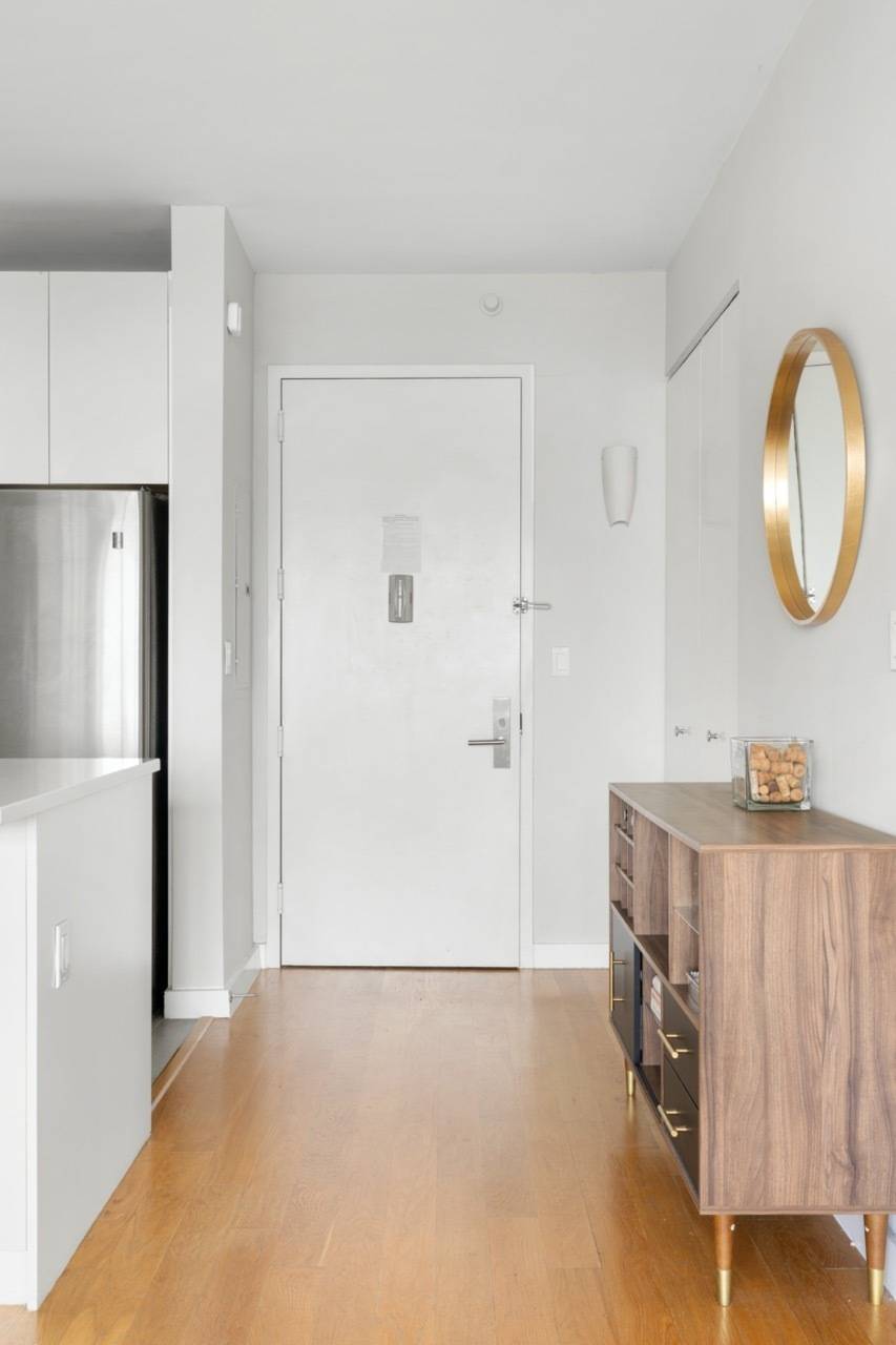 The One You ve Been Waiting For at the Perfect Crossroads of Downtown Brooklyn, Boerum Hill amp ; Brooklyn Heights Welcome home to Residence 16C at 189 Schermerhorn Street, an ...