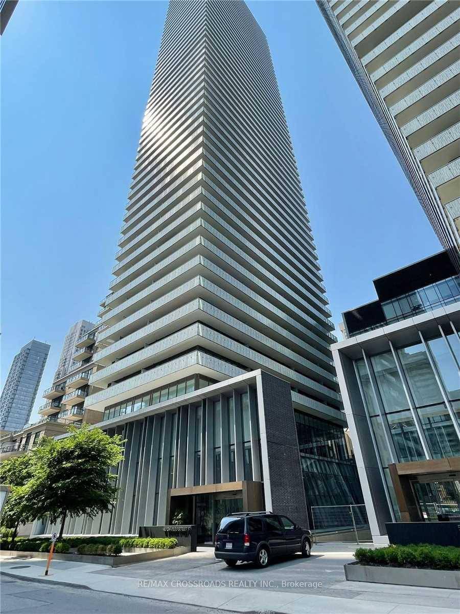 Luxurious Living at Casa 2 Condo !