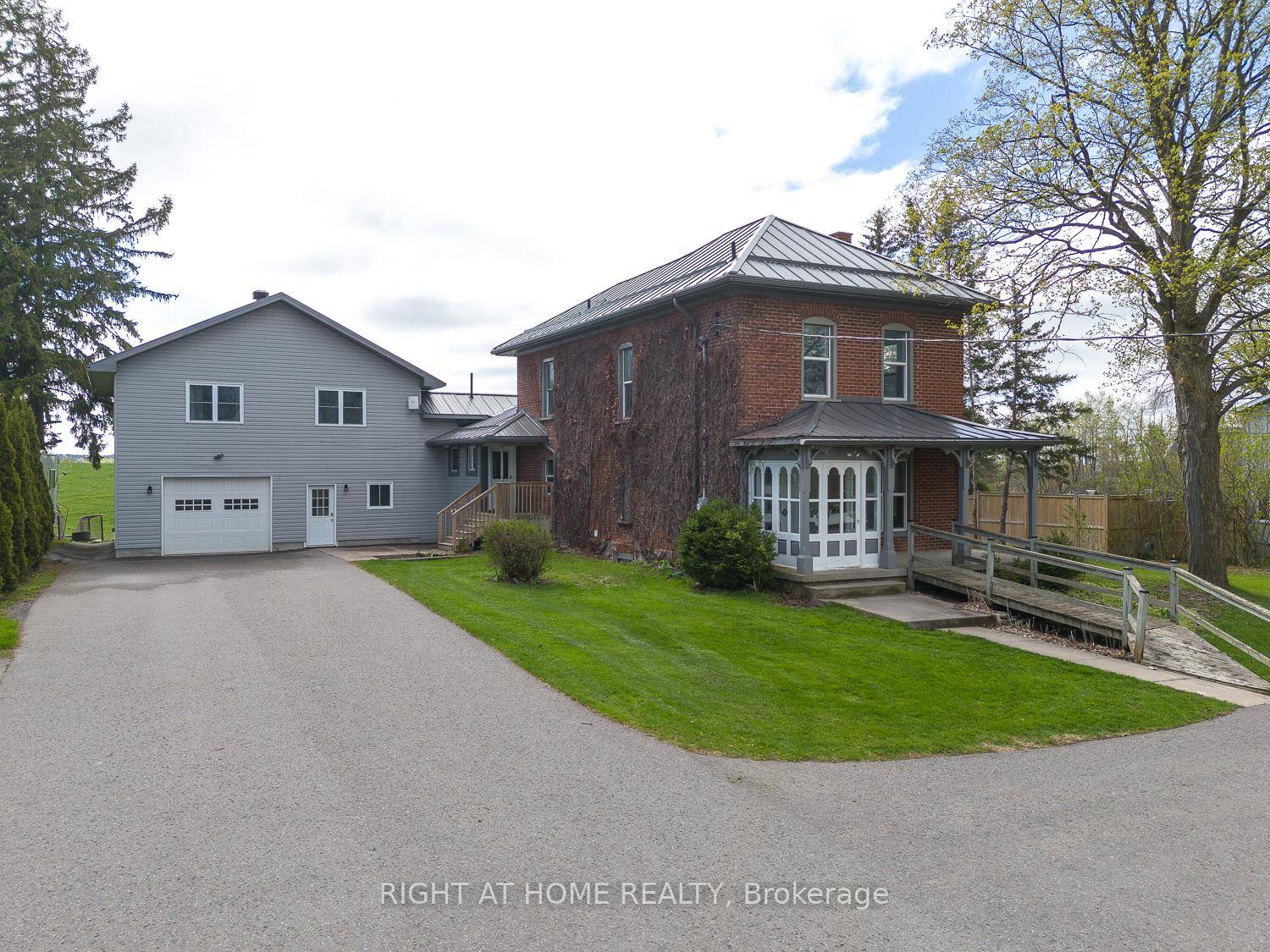 Incredible Home with In Law Suite Perfect for Multi Generational Living !