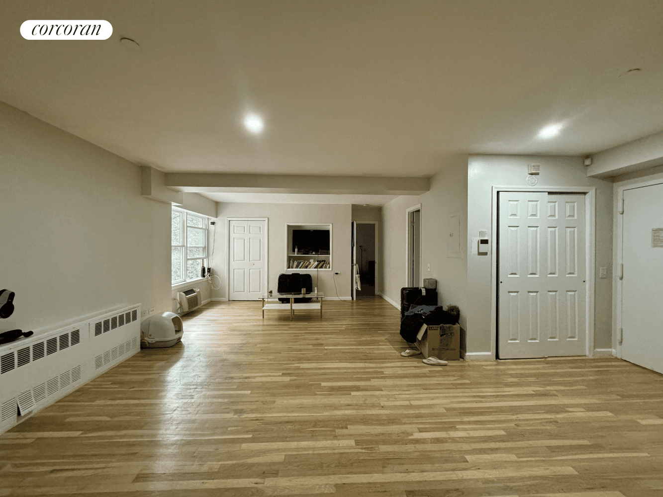 Welcome to your new home in the vibrant East Village !