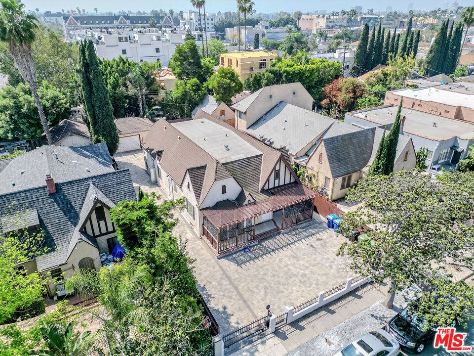5430   Monroe St 4BR Hancock Park La