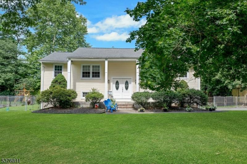 Nestled at the end of a peaceful cul de sac, this beautifully maintained and spacious bi level home offers over 2, 100 sq.