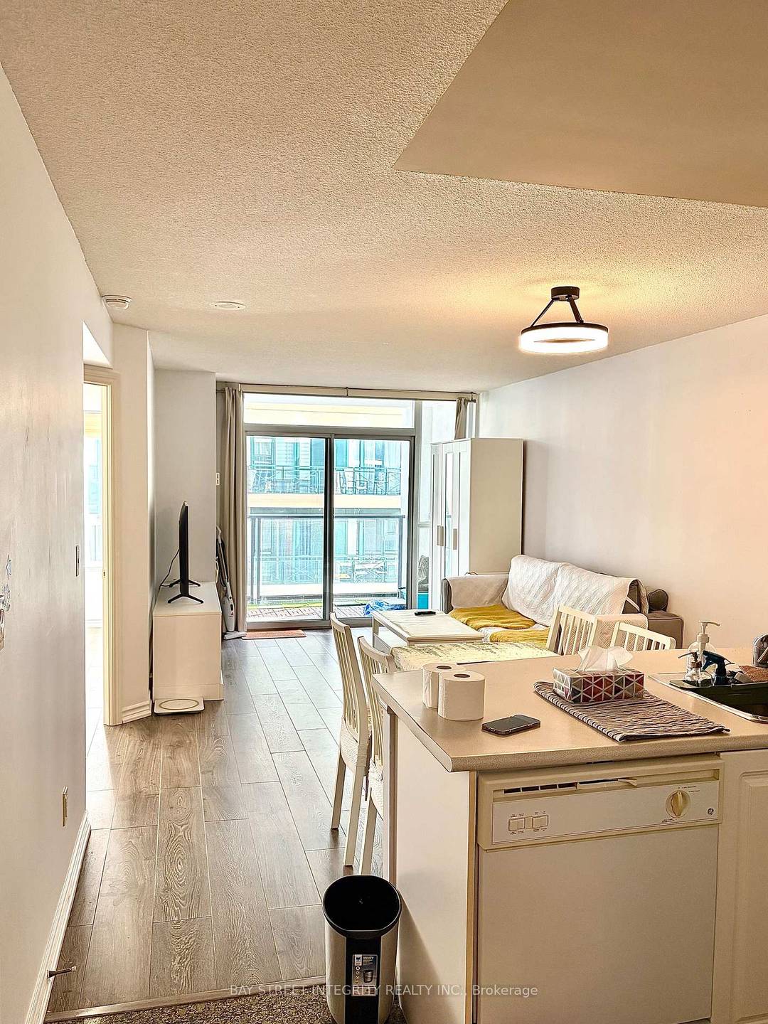 Location ! Location ! Beautiful one Bedroom one Den condo in prime location in the heart of downtown Yonge and Bloor.