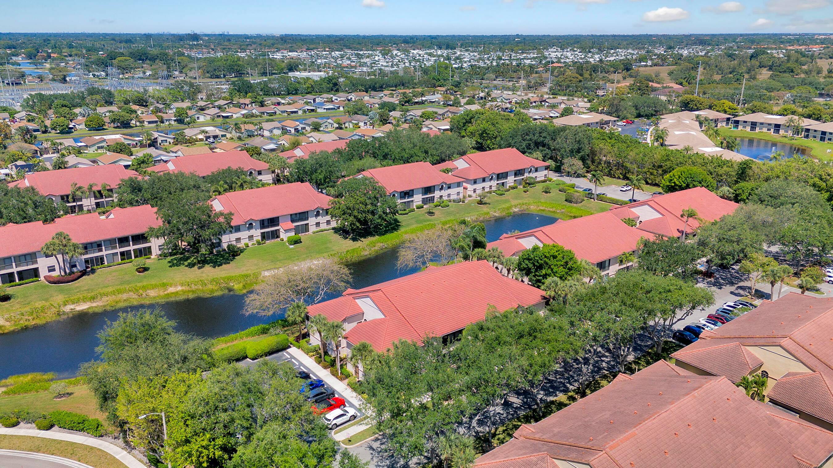 Welcome to easy living in the highly sought after gated community of Platina in Boynton Beach !