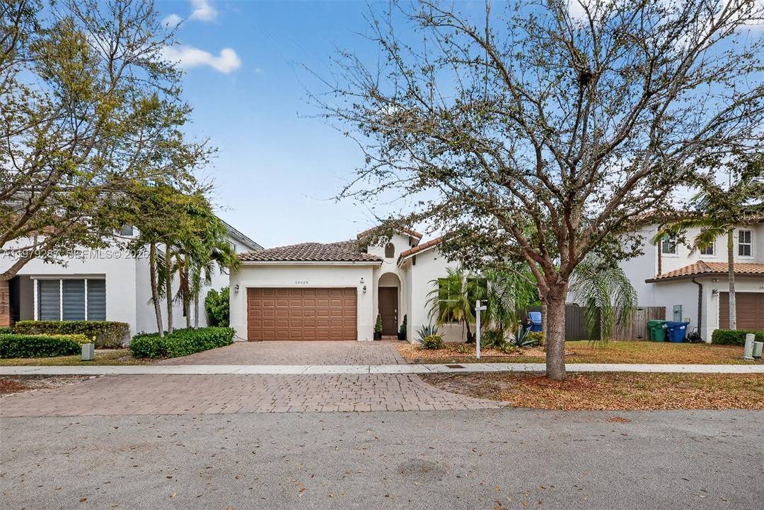 Impeccably maintained and truly stunning, this exceptional residence features SOARING 14 foot ceilings throughout the entire interior, including closets creating a grand and airy atmosphere rarely found in today s ...