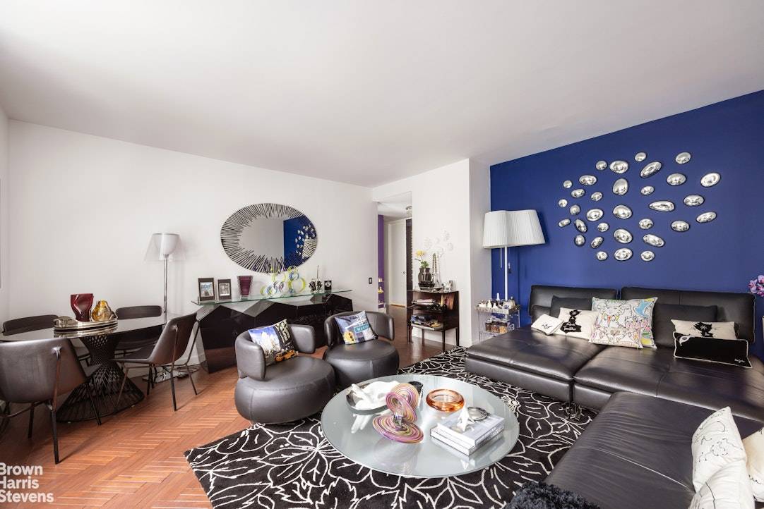 Located in the world renowned and award winning Museum Tower Condominium, this very special East facing one bedroom apartment features 743 square feet, and nine foot ceiling heights.