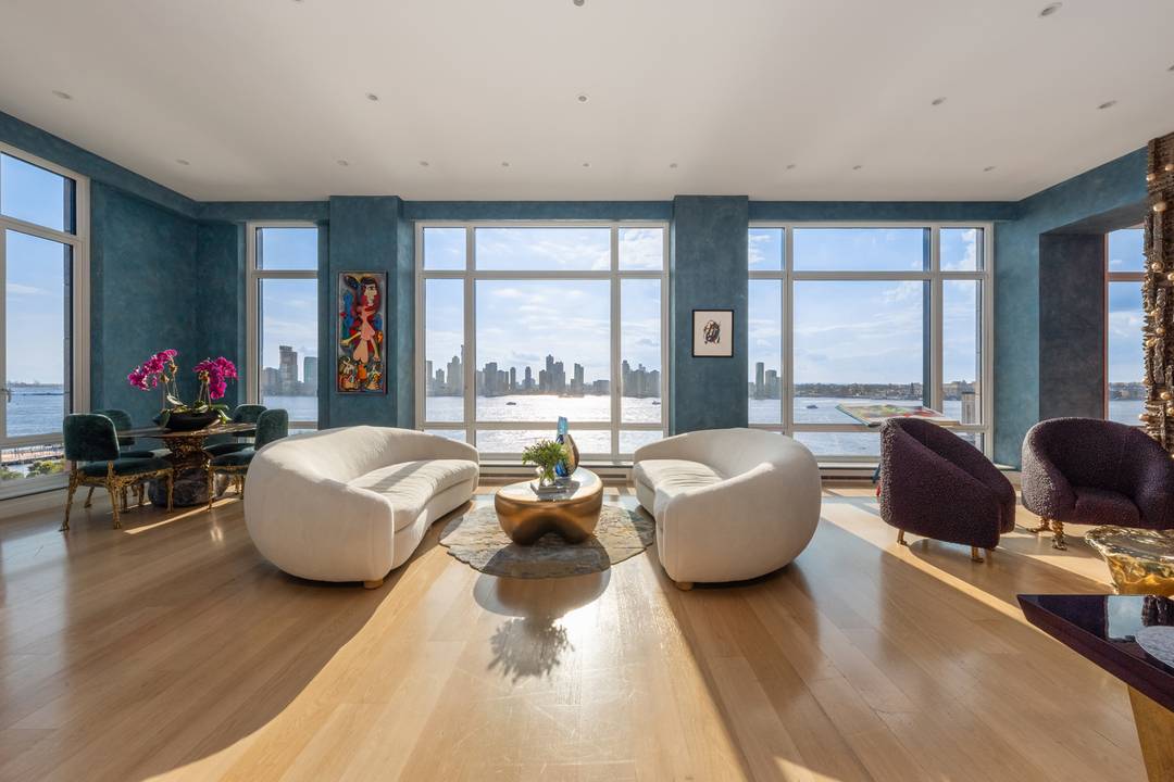 Occupying the coveted southwest corner atop Robert A.