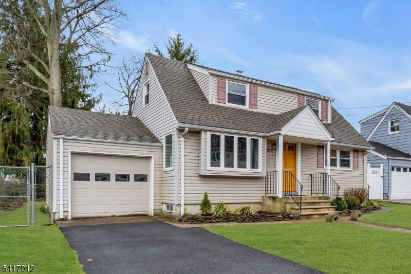 This charming two bedroom, two bath Cape in Union offers wonderful curb appeal and a warm, inviting layout.