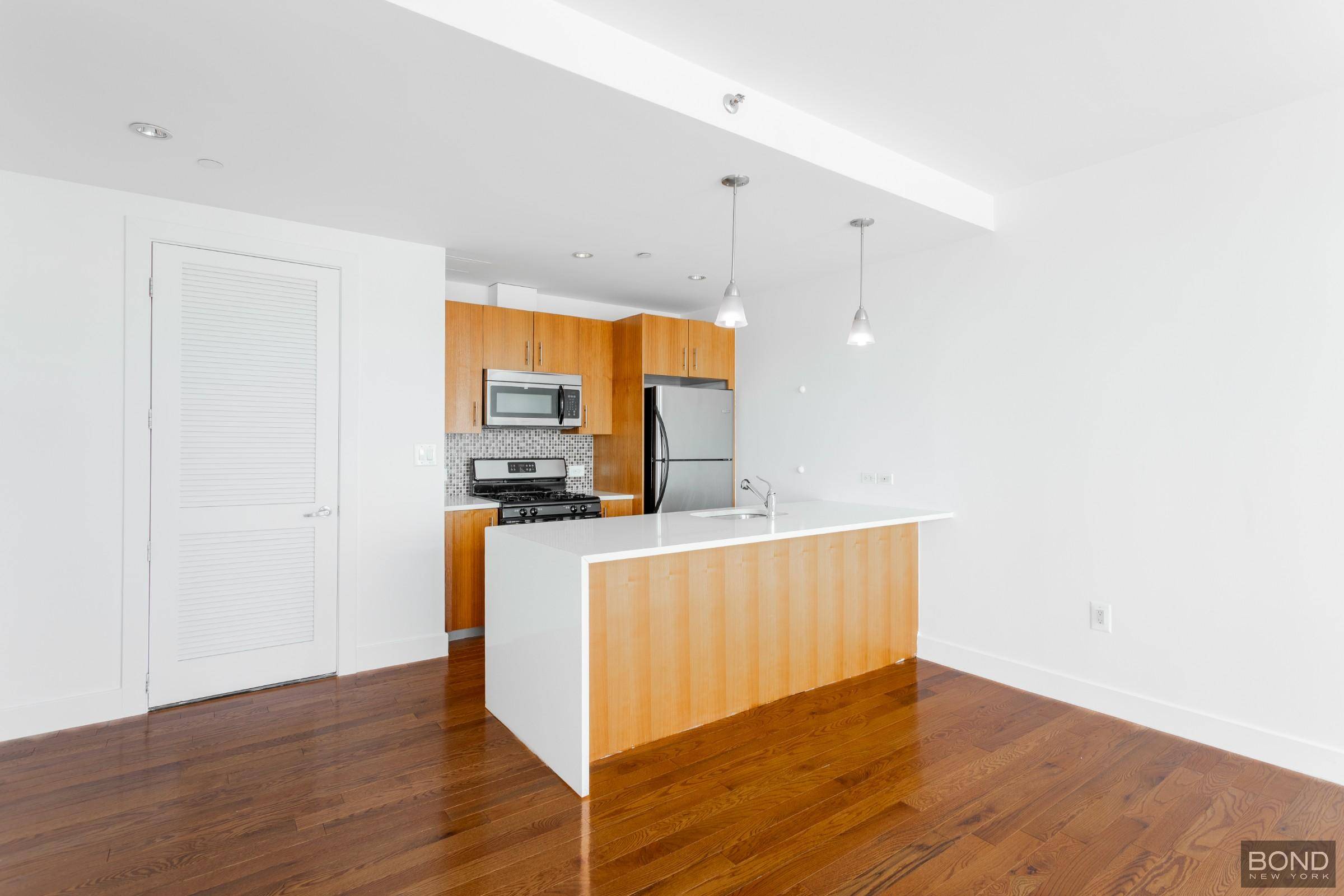 FANTASTIC one bedroom penthouse unit with a private 256 SF outdoor space, extremely large livingroom brand new wood floors throughout, large bedroom with wall to wall closet and an open ...