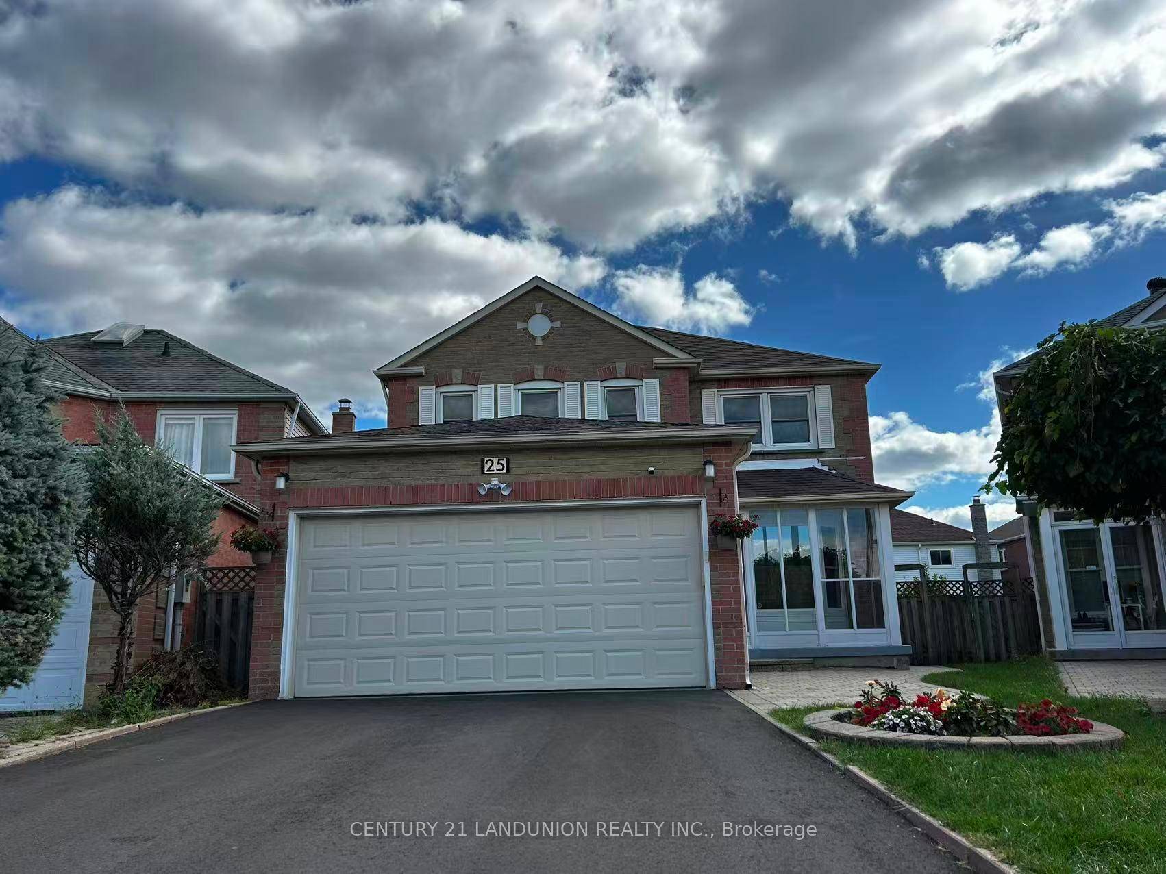 Welcome to this beautifully maintained 4 2 bedroom detached home in a quiet, family friendly neighborhood Milliken !