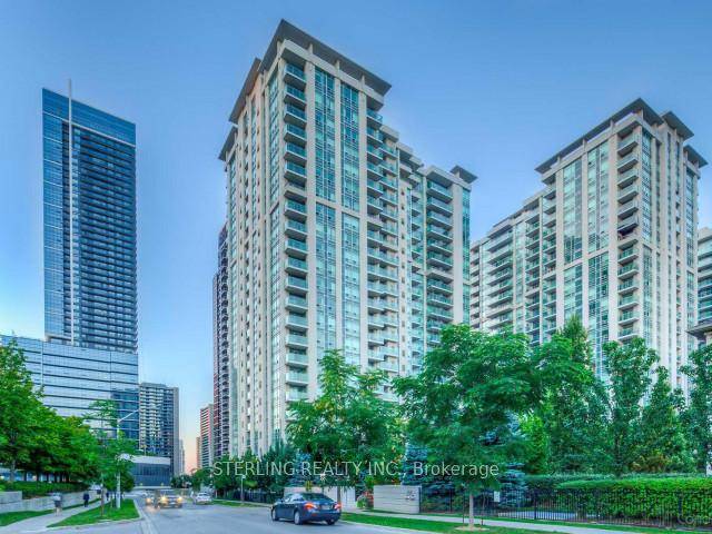 Great opportunity ! Larger one bedroom floor plan with updated kitchen with quartz countertops and ceramic tile, open concept living dining area and private balcony, laminate flooring throughout !