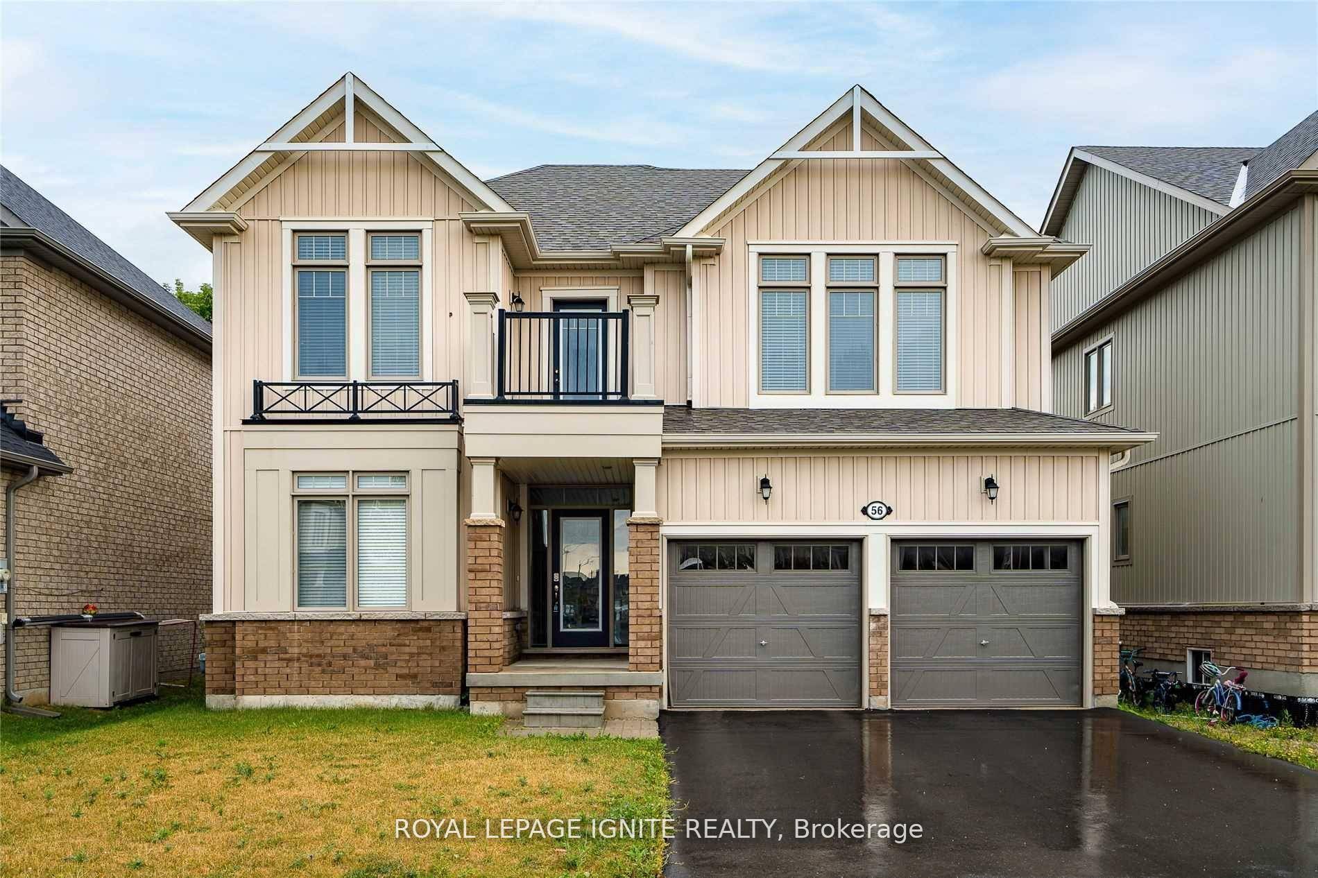 Well Maintained amp ; Ready To Move In Detached Home Located In Collingwood, ON.