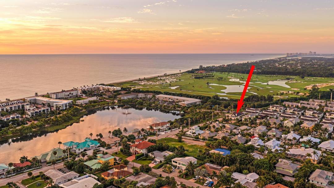 Coastal Elegance in the heart of Juno Beach.