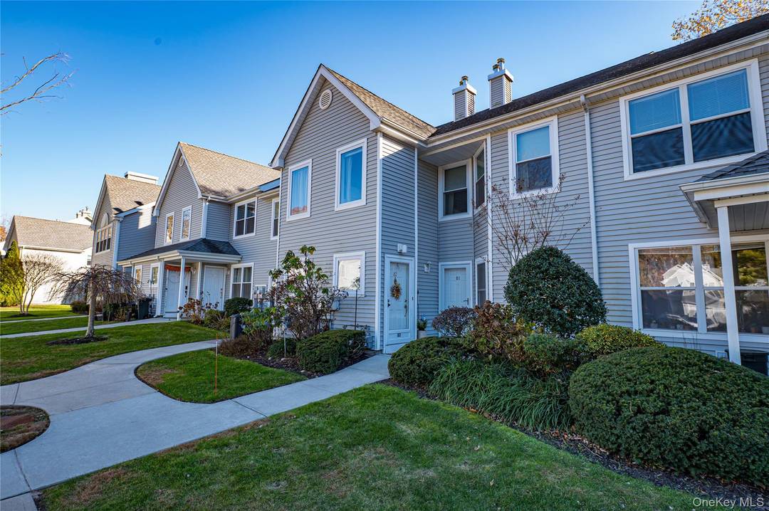 Welcome to 82 Leeward Ct located in the desirable Highlands at Port Jefferson.