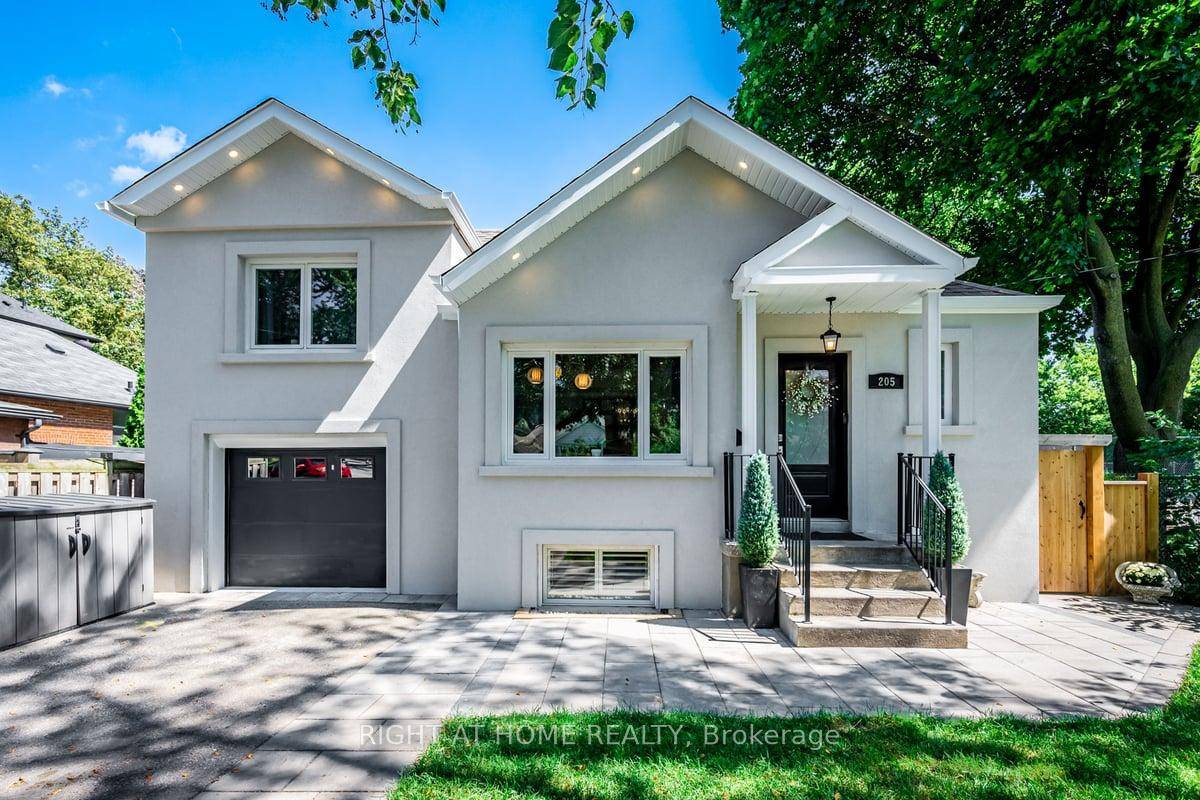 Welcome To This Beautifully Renovated Family Home In The Heart Of Sunnylea !