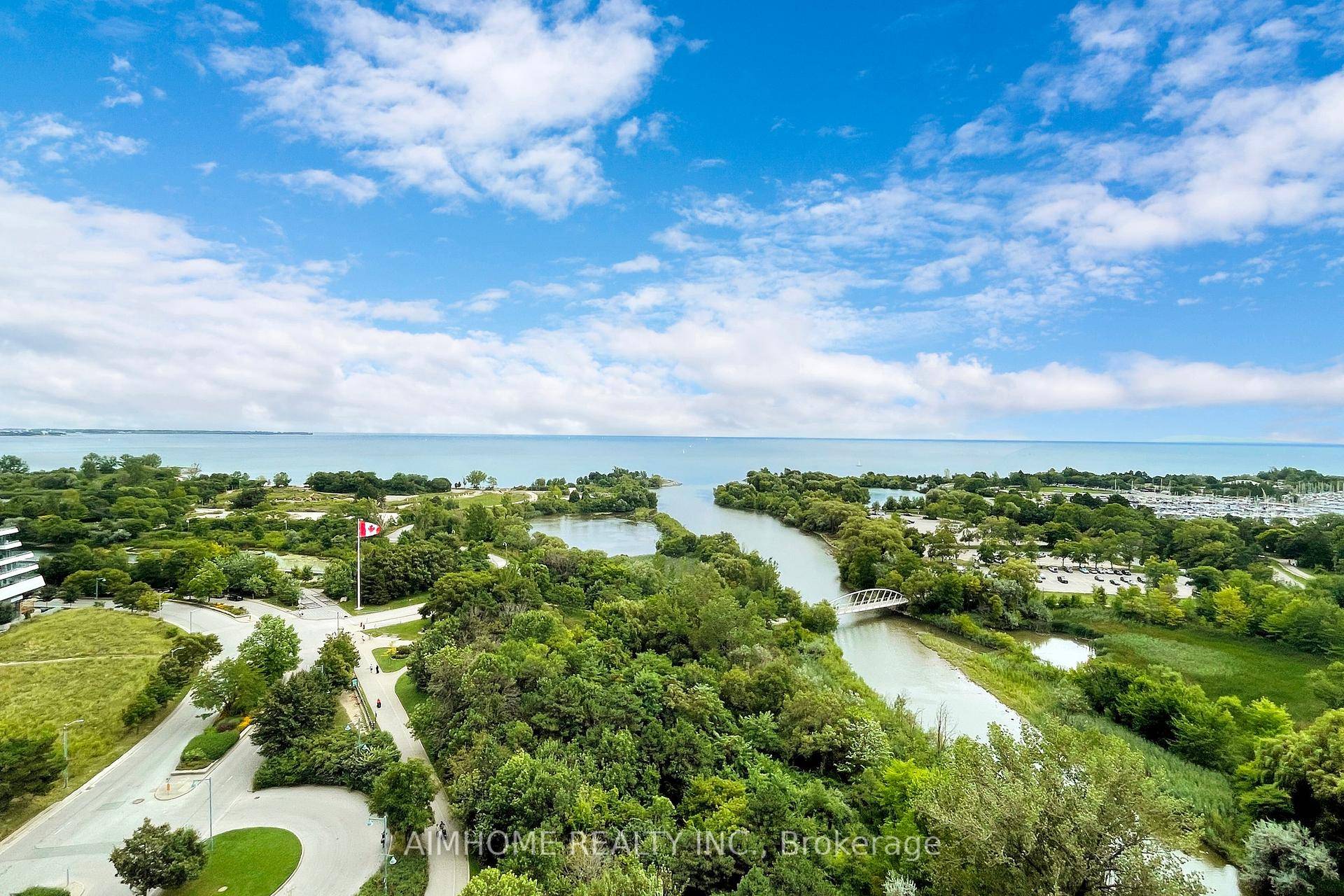Stunning Split 2 Br 2 Bath SW Corner Unit in the Prestigous Westlake Community !