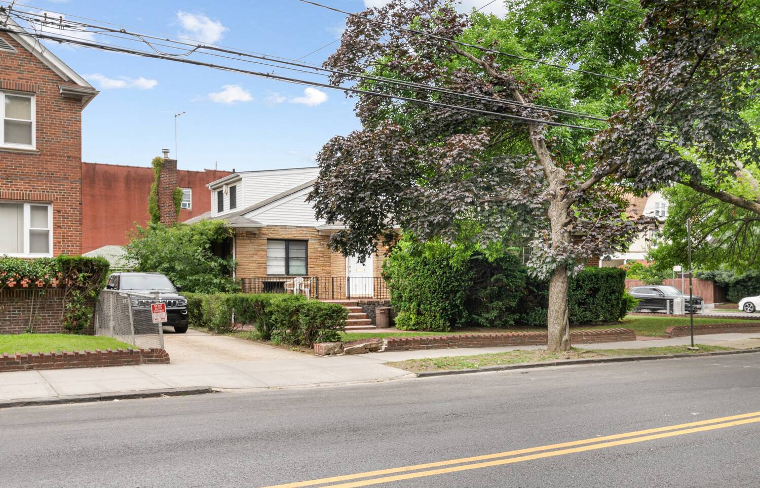 CORNER existing single family home is primed for demolition, offering developers a blank canvas for a high value project.